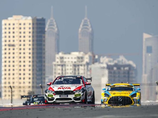 AVIA Sorg Rennsport tritt mit zwei BMW M4 GT4 beim 24 h-Rennen in Dubai an